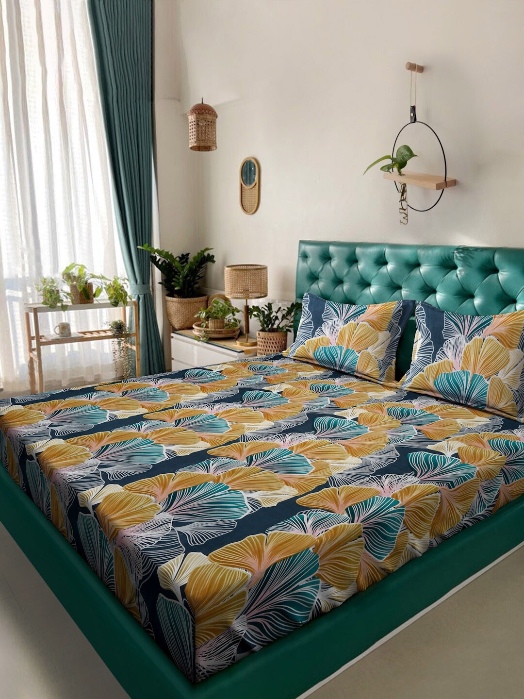 

Alina decor Yellow & Blue Floral 210 TC Queen Bedsheet With 2 Pillow Covers