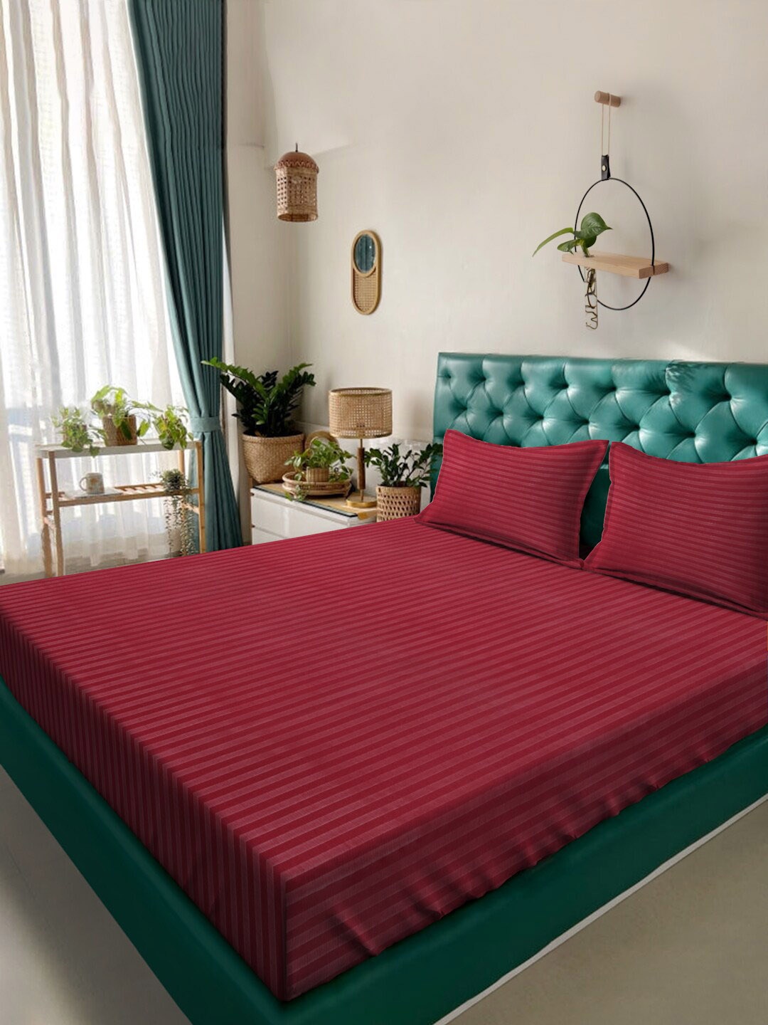 

Alina decor Red Striped 210 TC Queen Bedsheet with 2 Pillow Covers