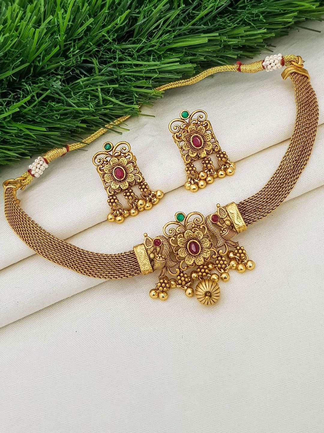 

GRIIHAM Gold-Plated Stone Studded Choker Necklace with Earrings, Multi