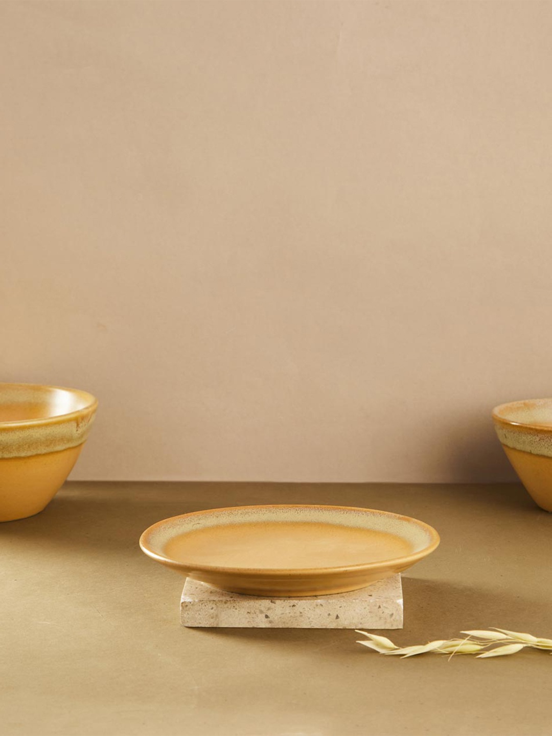 

Fabindia Anaarbagh Yellow Ceramic Matte Plate
