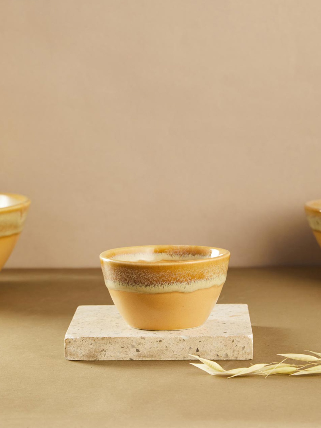 

Fabindia Anaarbagh Yellow 1 Piece Ceramic Matte Bowl
