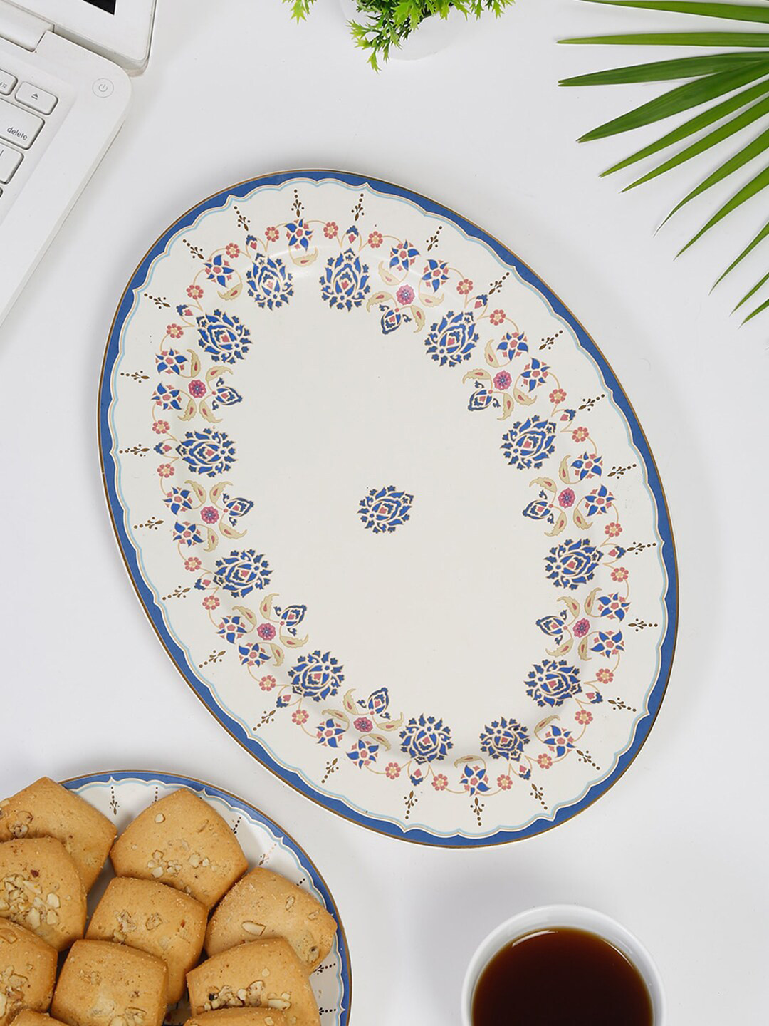 

Fabindia White & Blue Ceramic Decaled Oval Tray