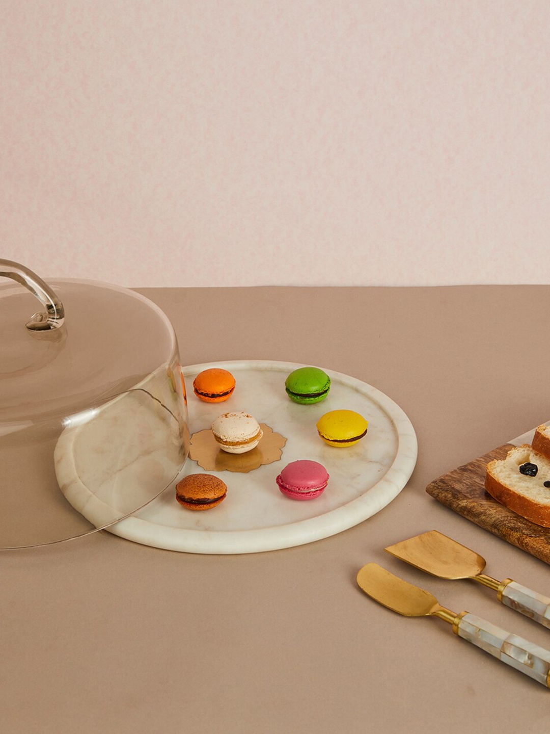 

Fabindia White Rasoi Marble Cakestand With Cloche