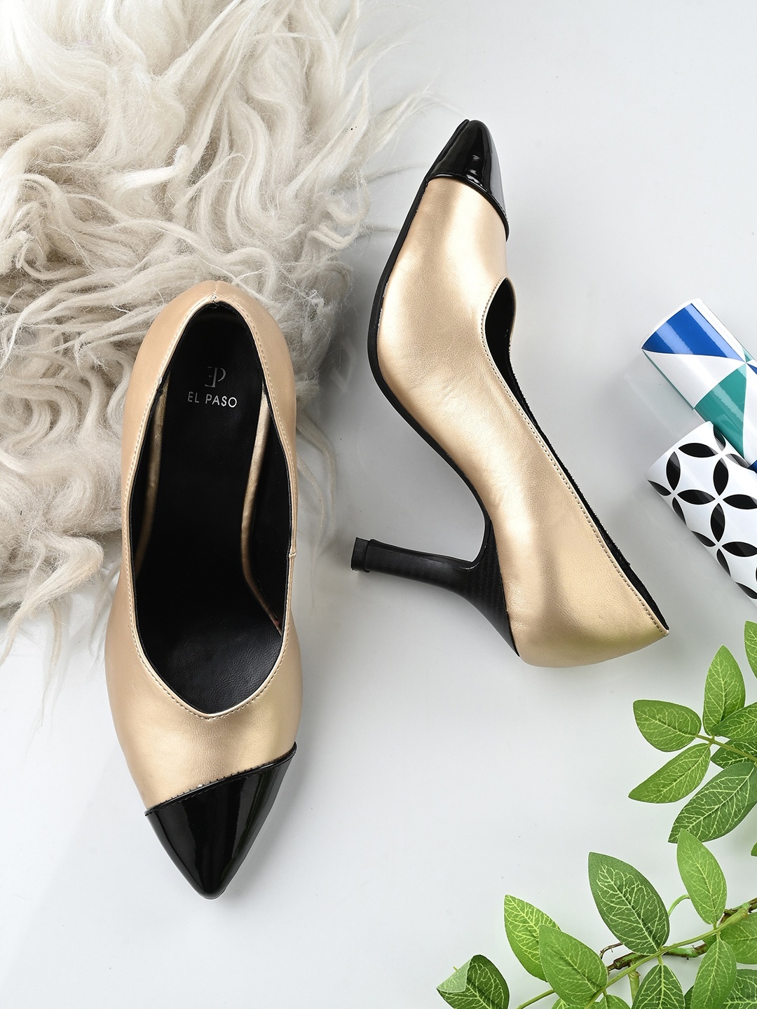 

El Paso Pointed Toe Slim Heel Pumps, Gold