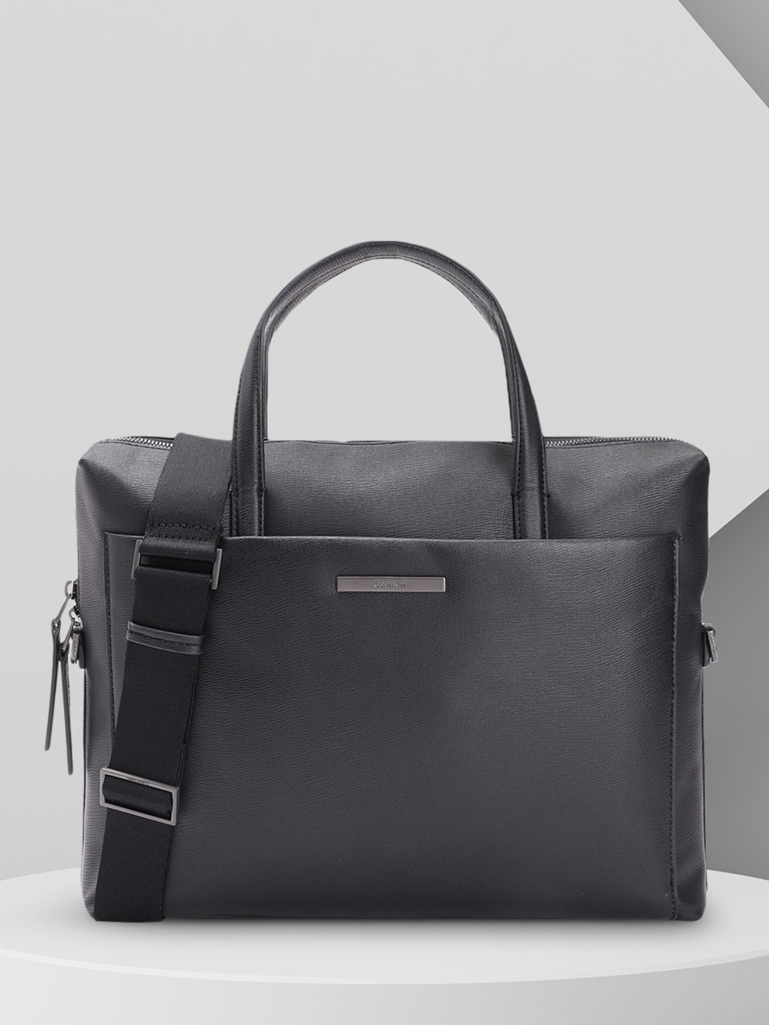 

Calvin Klein Men Solid Laptop Bag, Black