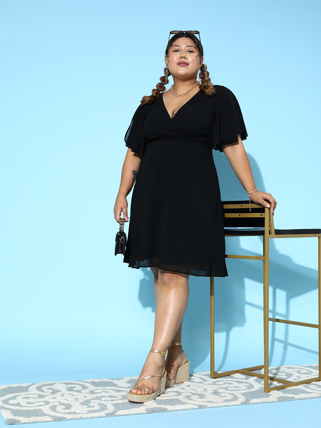 

Berrylush Curve Flutter Sleeve Georgette Mini Dress, Black
