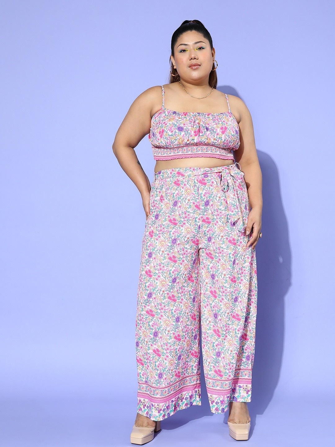 

Berrylush Curve Women Plus Size Floral Printed Top & Shorts with Shrug, Pink