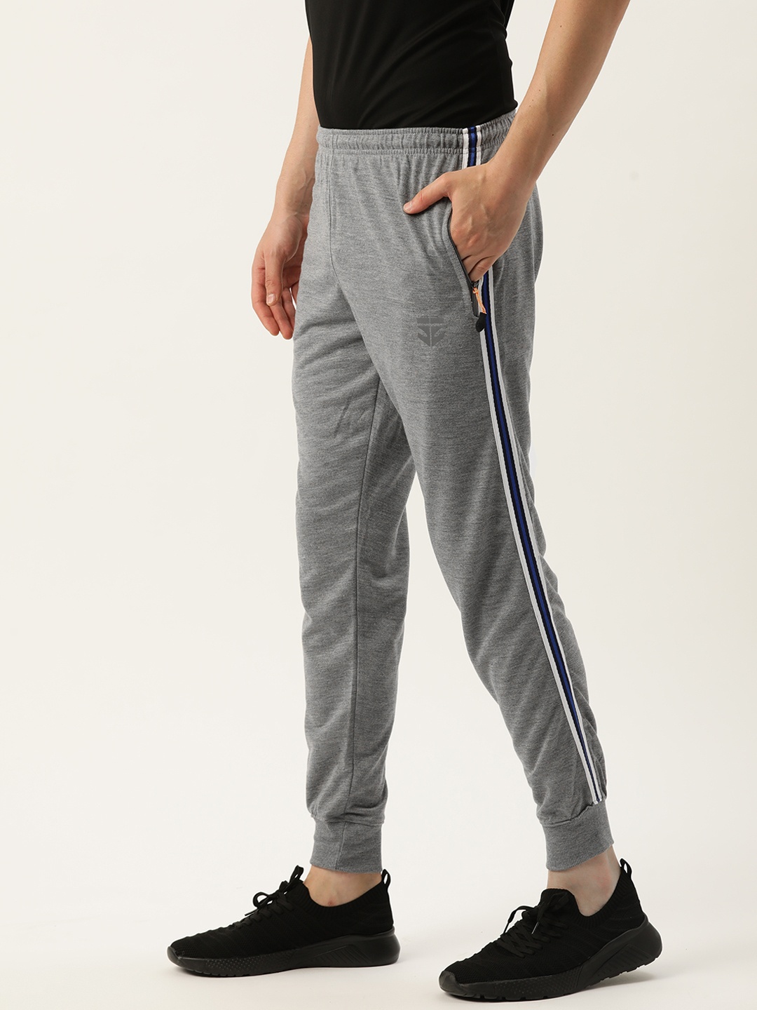 

Sports52 wear Men Slim Fit Training Joggers, Grey melange