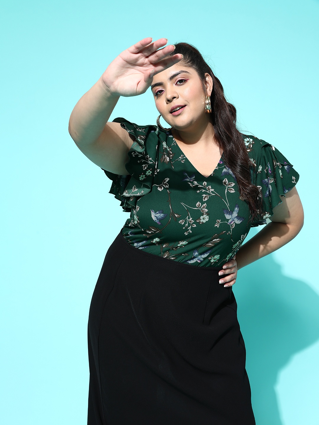 

Berrylush Curve Women Plus Size Floral Print Flutter Sleeve Ruffles Top, Green