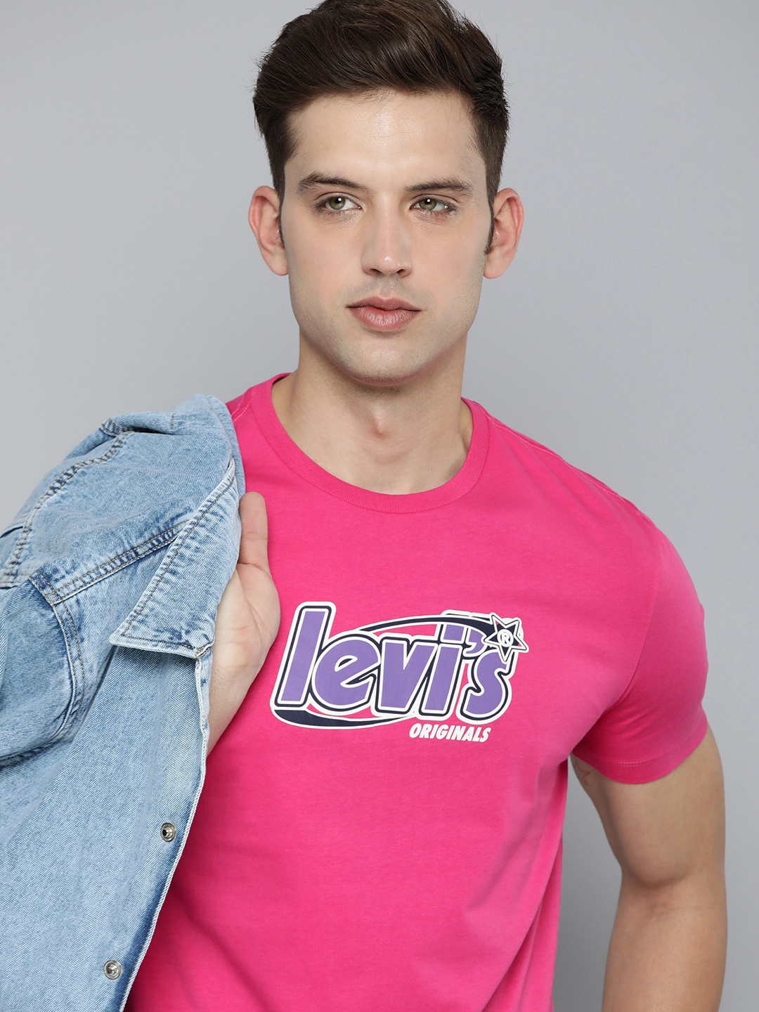 

Levis Pure Cotton Brand Logo Printed Casual T-shirt, Pink