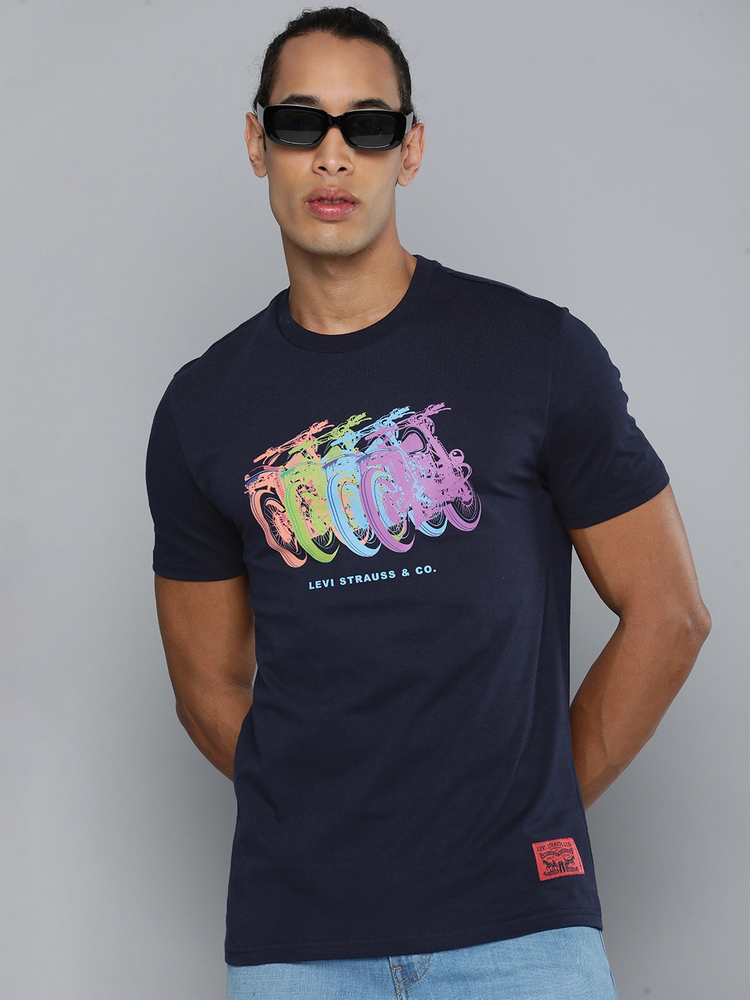 

Levis Graphic Printed Pure Cotton T-shirt, Navy blue