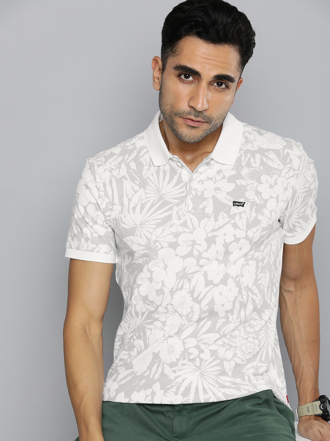 

Levis Floral Printed Polo Collar T-shirt, White