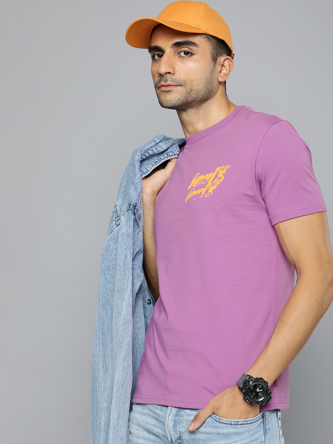 

Levis Pure Cotton Brand Logo Printed Casual T-shirt, Purple