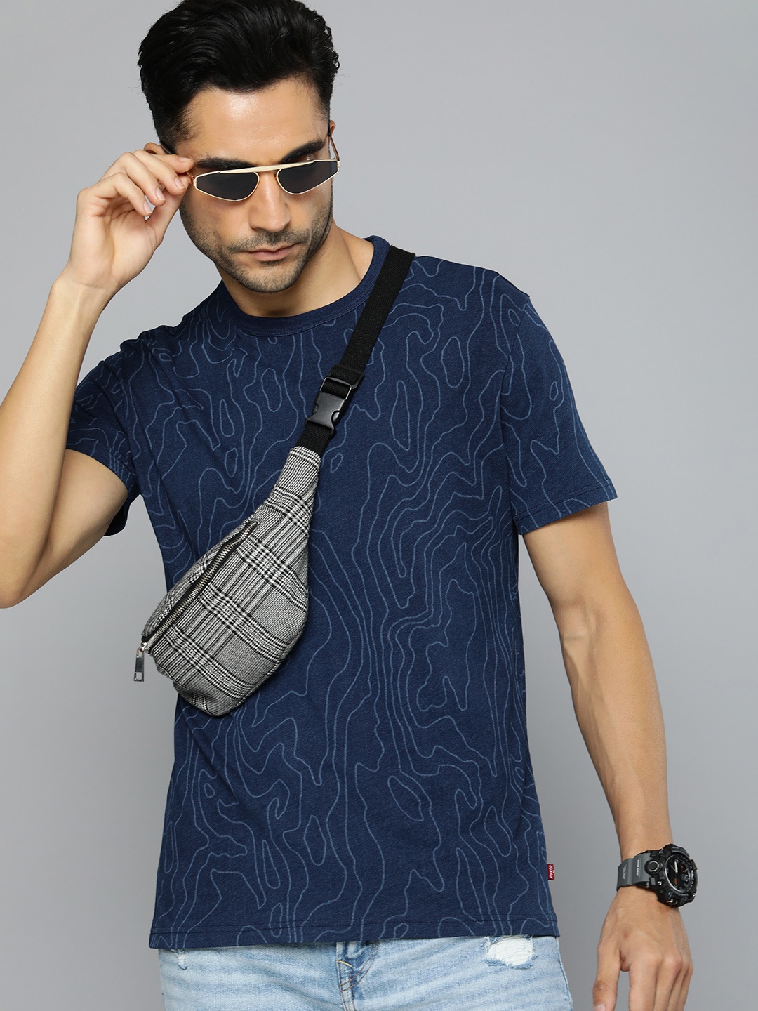 

Levis Pure Cotton Abstract Printed Casual T-shirt, Blue