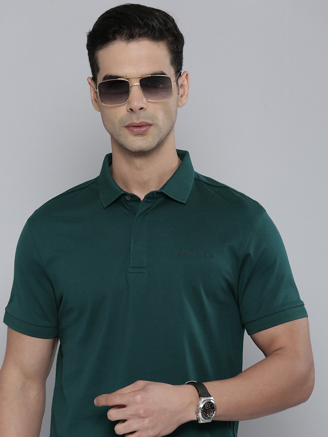 

Levis Solid Polo Collar Pure Cotton T-shirt, Green