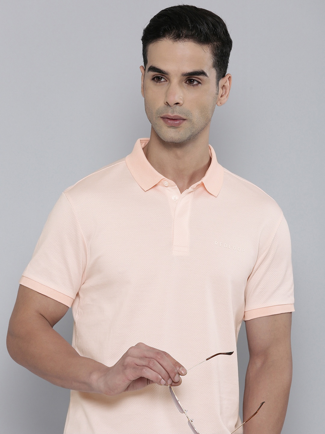 

Levis Pure Cotton Solid Polo Collar T-shirt, Pink