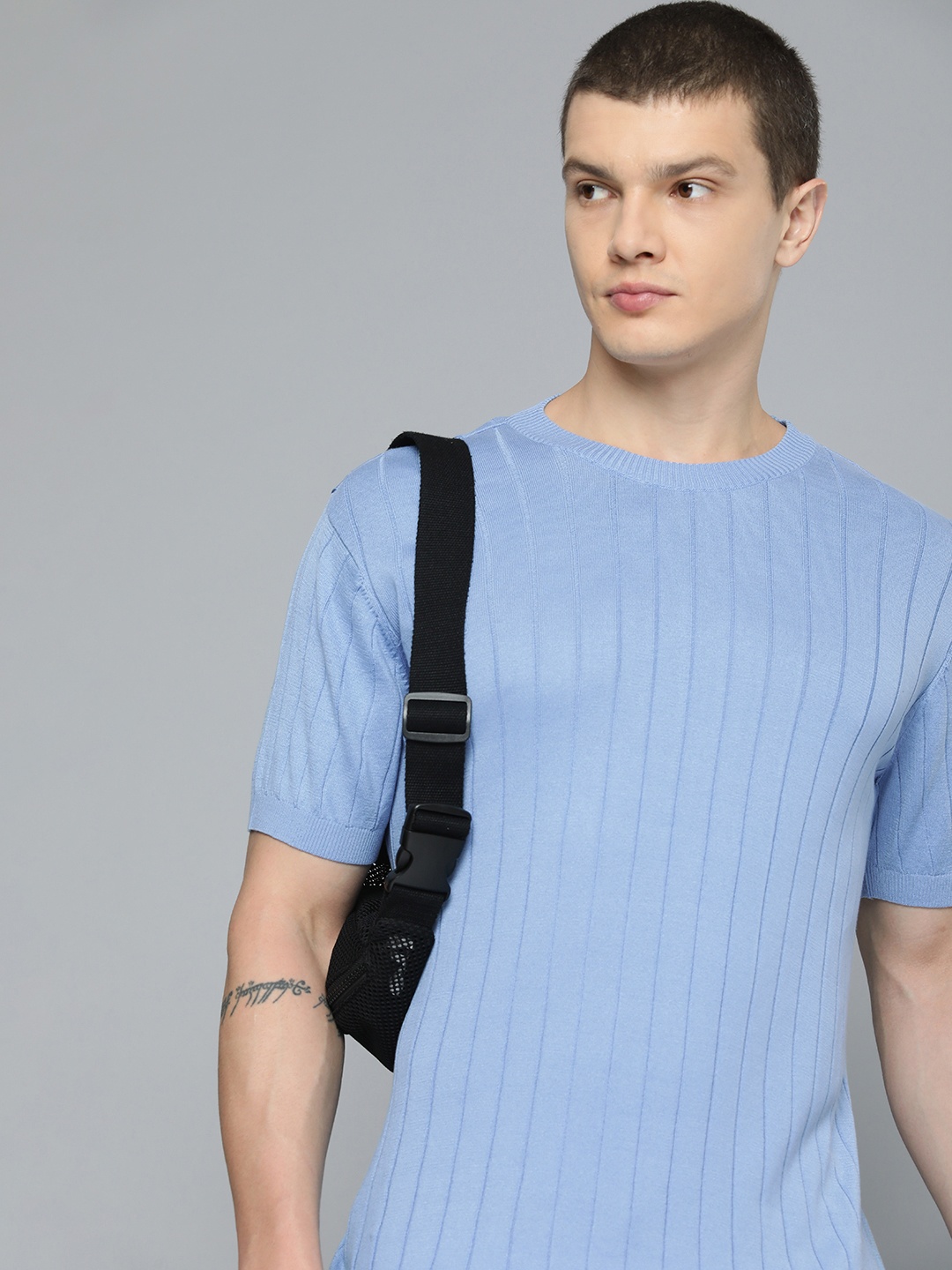 

Levis Round Neck Self-Design Striped Pure Cotton T-shirt, Blue