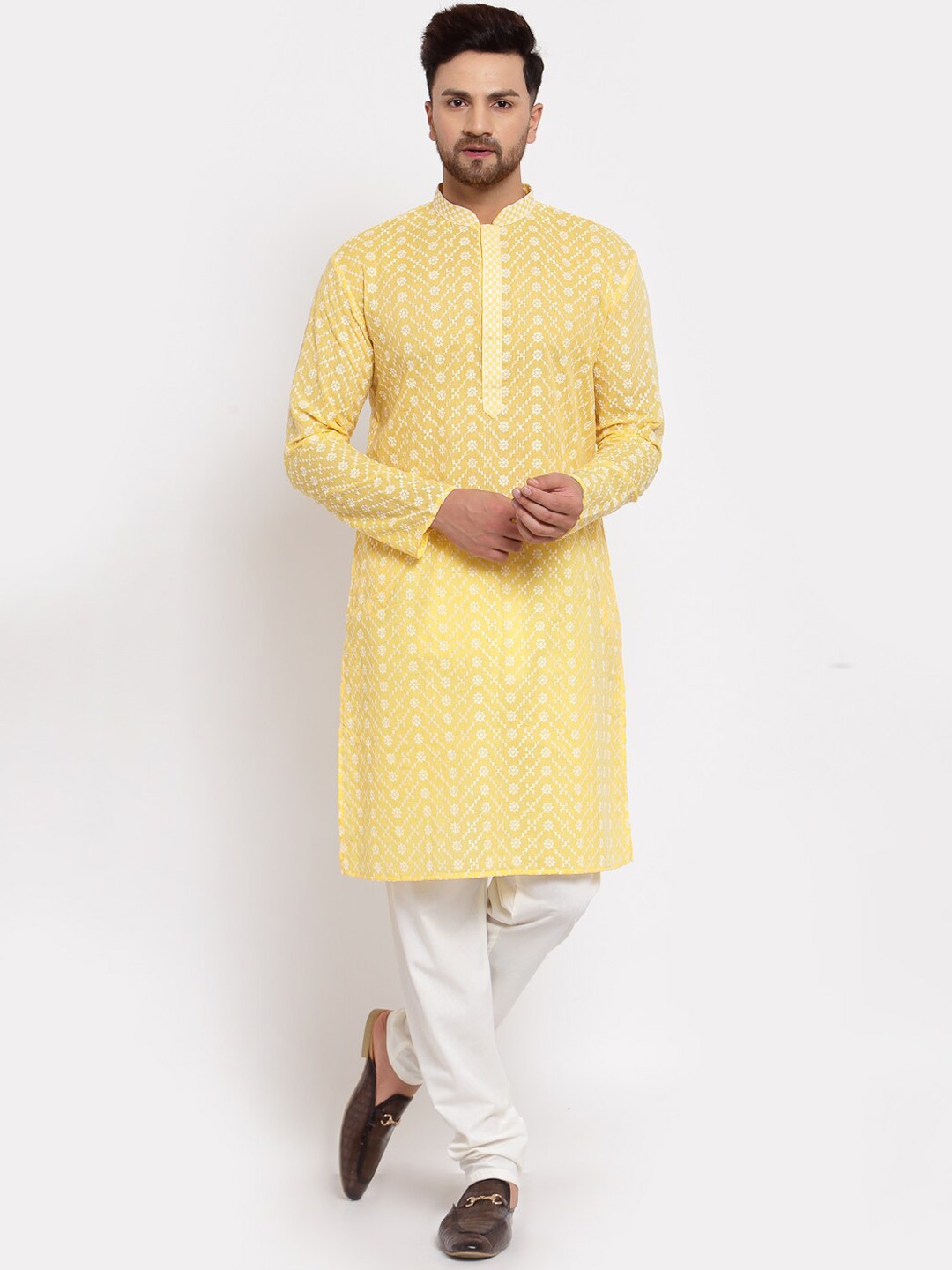 

MOHANLAL SONS Floral Embroidered Regular Thread Work Kurta with Pyjamas, Yellow