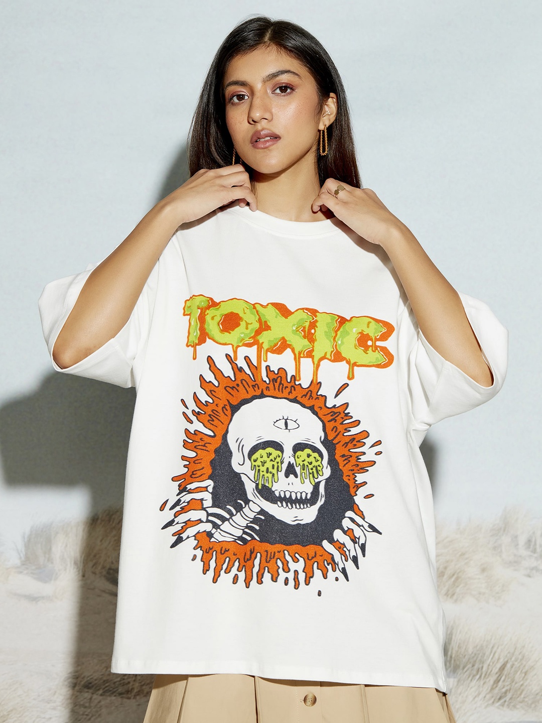 

THE CLOTHING FACTORY Typography Printed Oversized Pure Cotton T-shirt, White