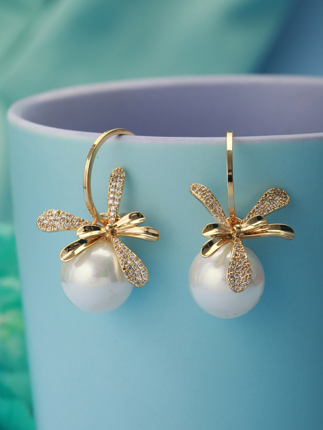 

PRITA BY PRIYAASI Gold-Toned Pearl Contemporary Studs Earrings, White