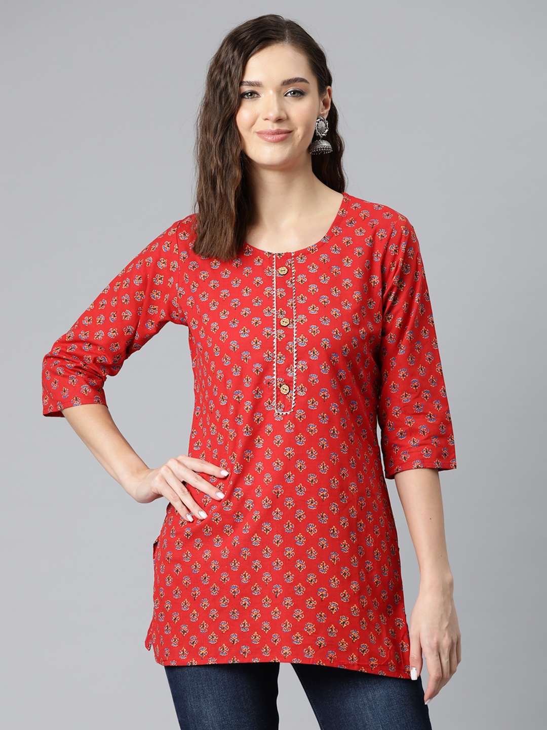 

Kastiel Ethnic Motifs Printed Pure Cotton Gotta Patti Detail Straight Kurti, Red