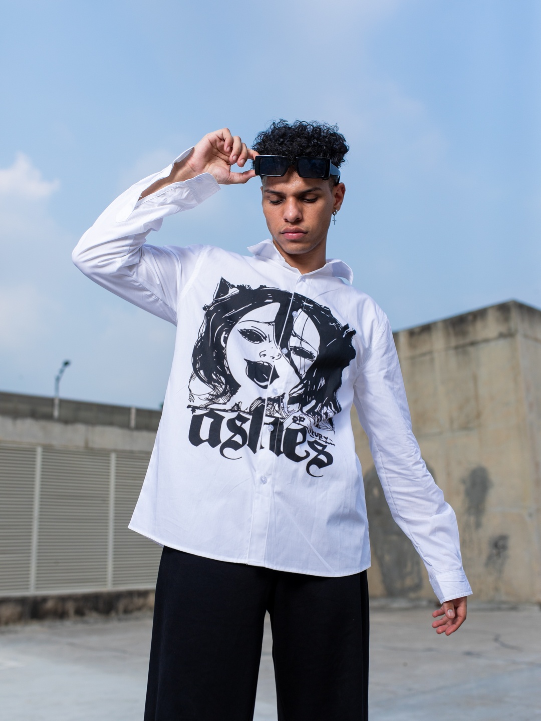 

UNRL Boxy Fit Pure Cotton Graphic Printed Casual Shirt, White