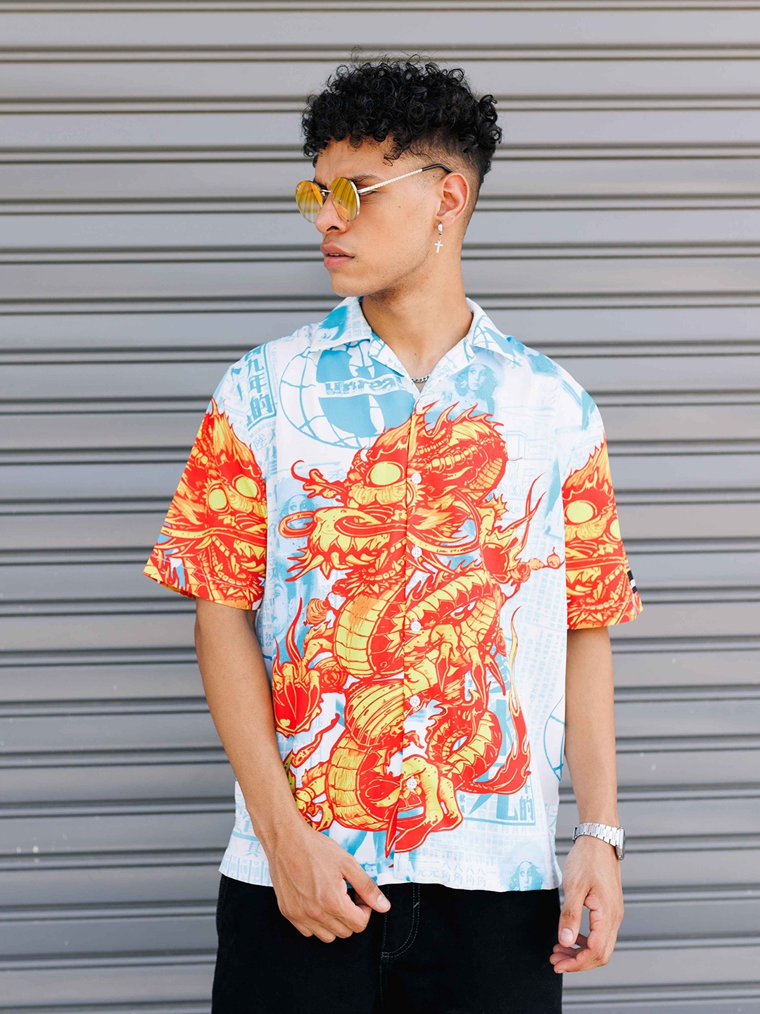 

UNRL Boxy Fit Graphic Printed Cuban Collar Casual Shirt, Blue