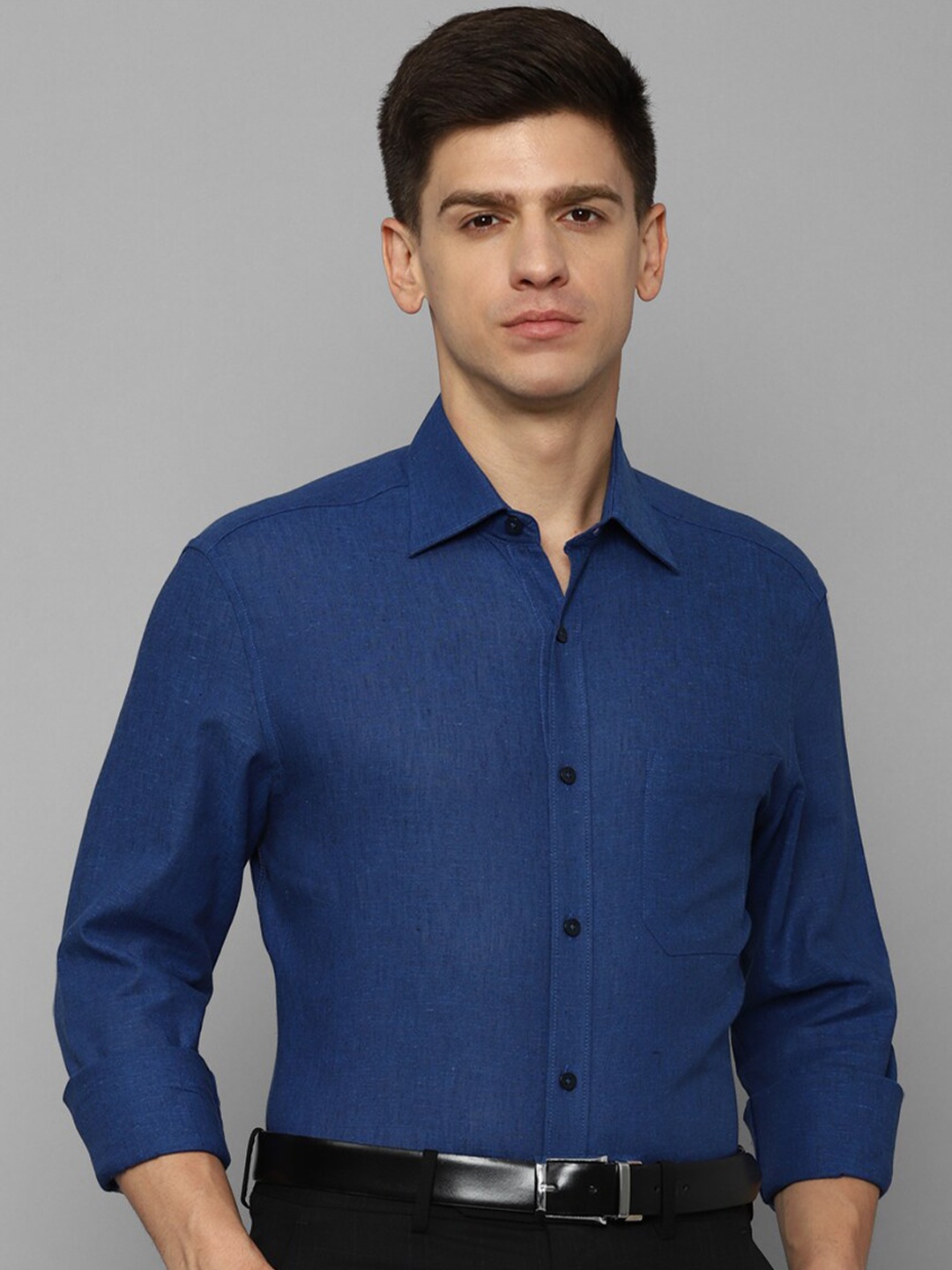 

Louis Philippe Spread Collar Long Sleeves Slim Fit Formal Linen Cotton Shirt, Blue