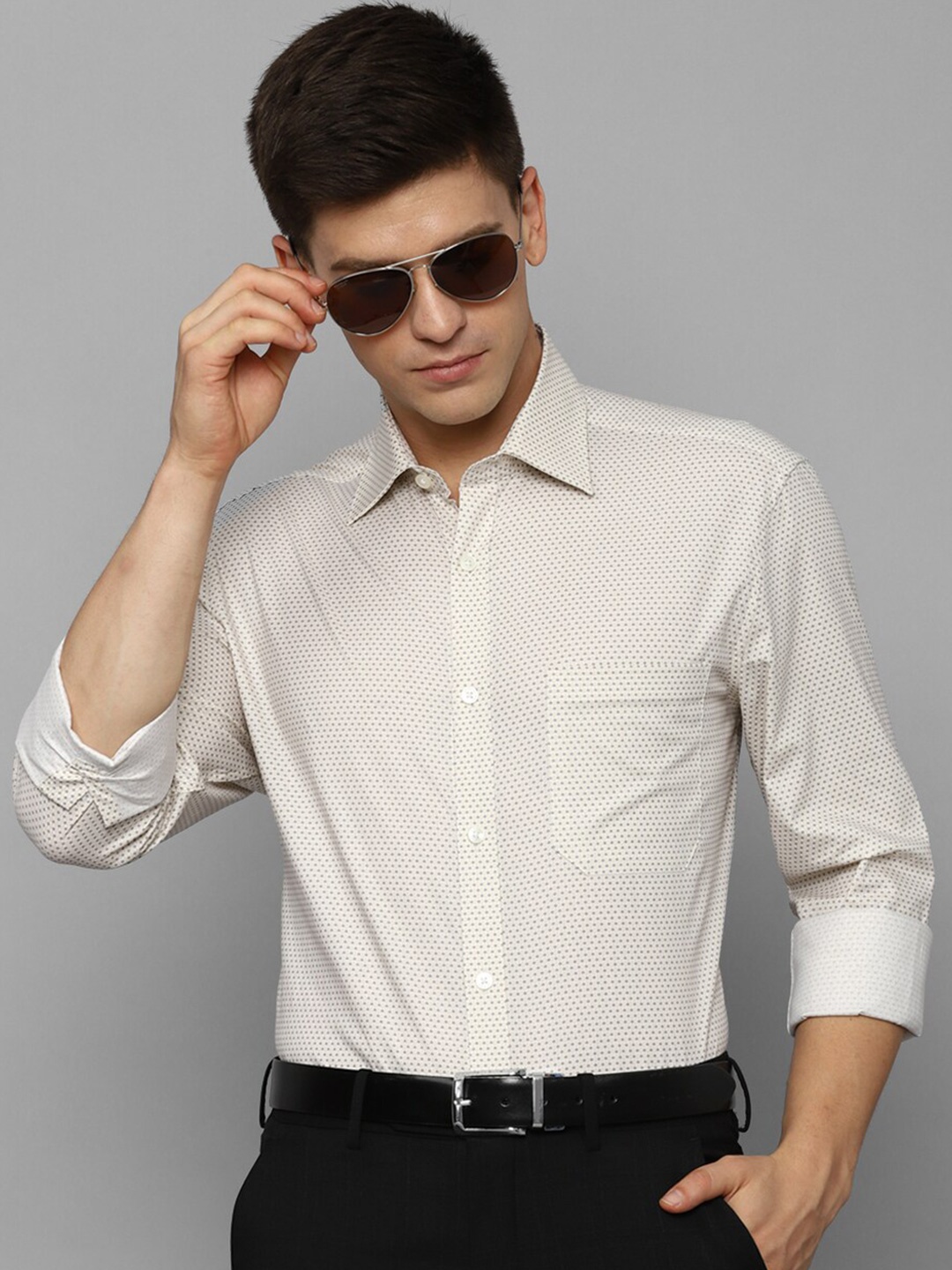 

Louis Philippe Printed Slim Fit Comfort Cotton Formal Shirt, Beige