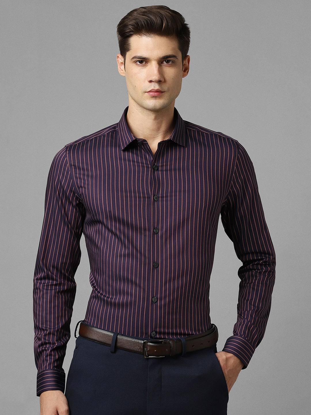 

Louis Philippe Slim Fit Opaque Striped Formal Shirt, Purple