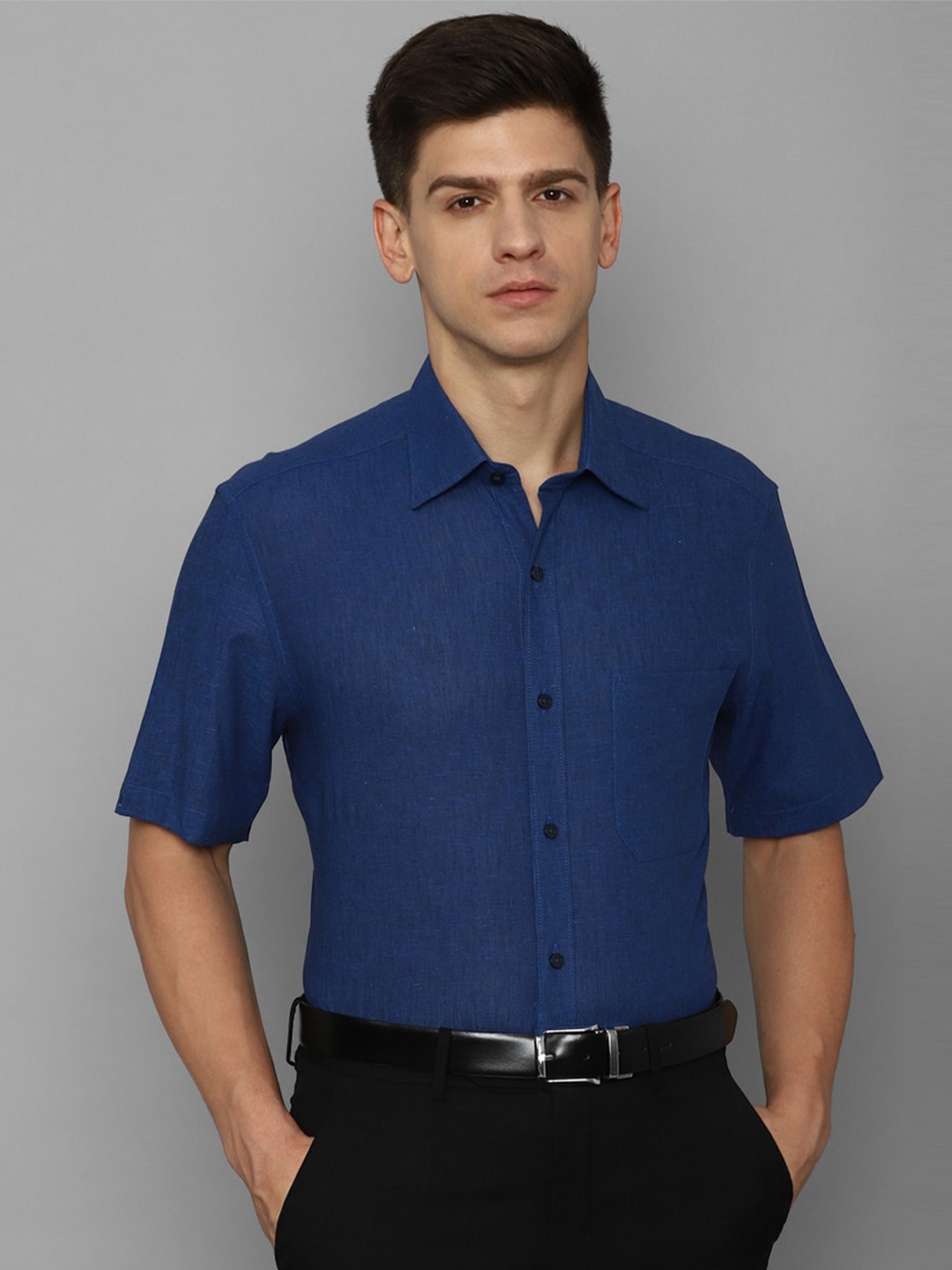 

Louis Philippe Spread Collar Slim Fit Formal Cotton Linen Shirt, Blue