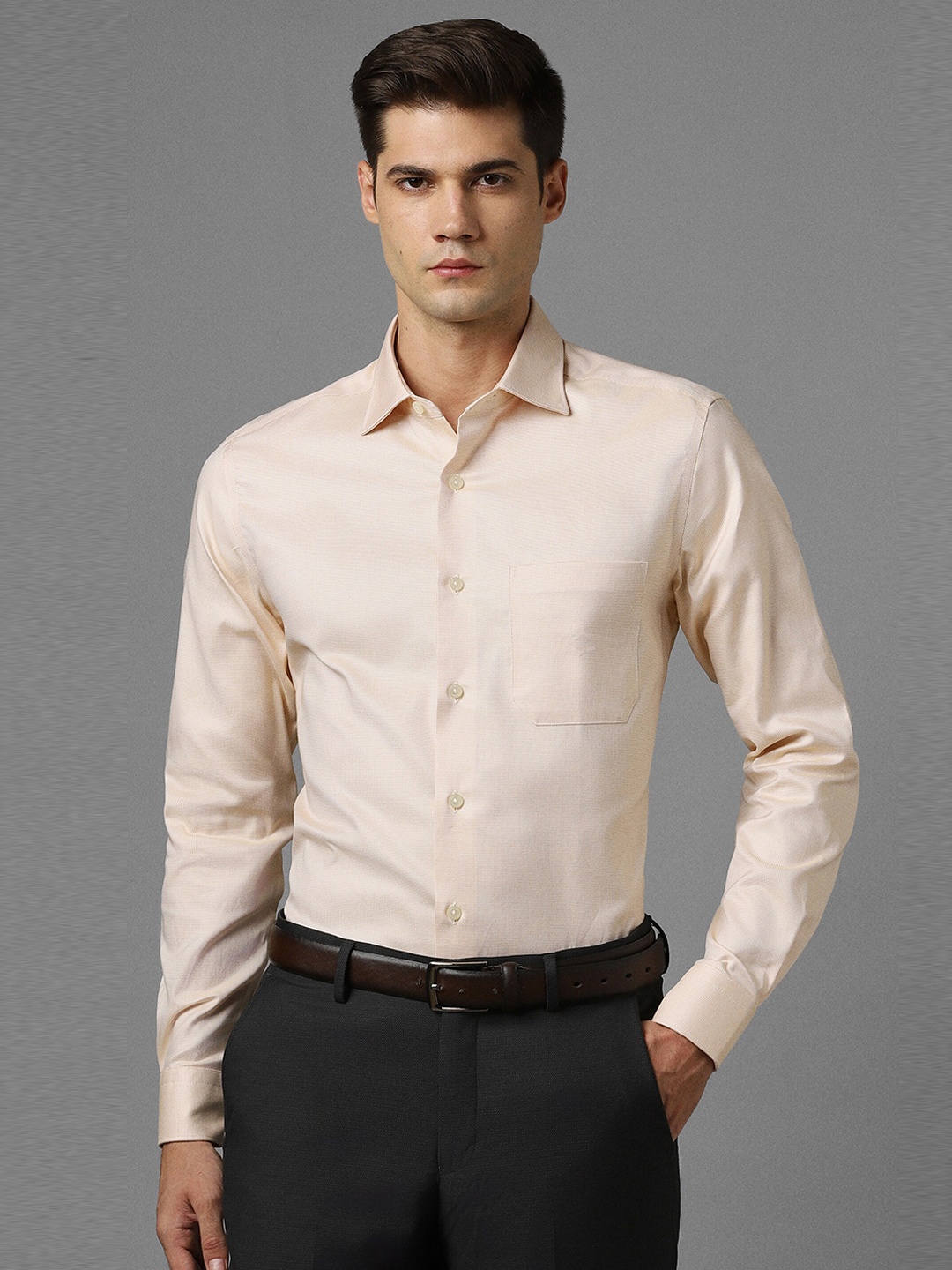 

Louis Philippe Slim Fit Cotton Formal Shirt, Peach