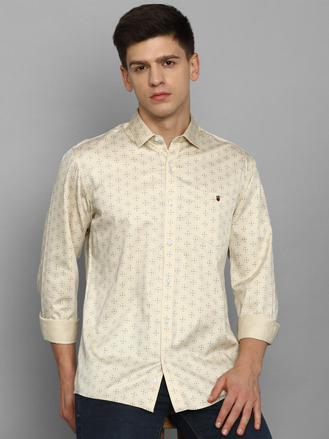 

Louis Philippe Jeans Slim Fit Opaque Micro Ditsy Printed Pure Cotton Casual Shirt, Beige