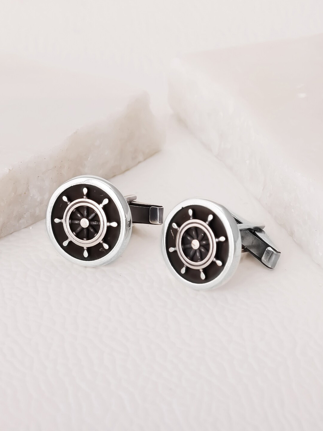 

GIVA Rhodium-Plated Helm Of The Sea Cufflinks, Black