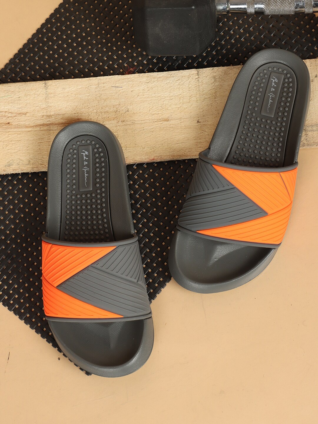 

Mast & Harbour Men Grey & Orange Colourblocked Sliders