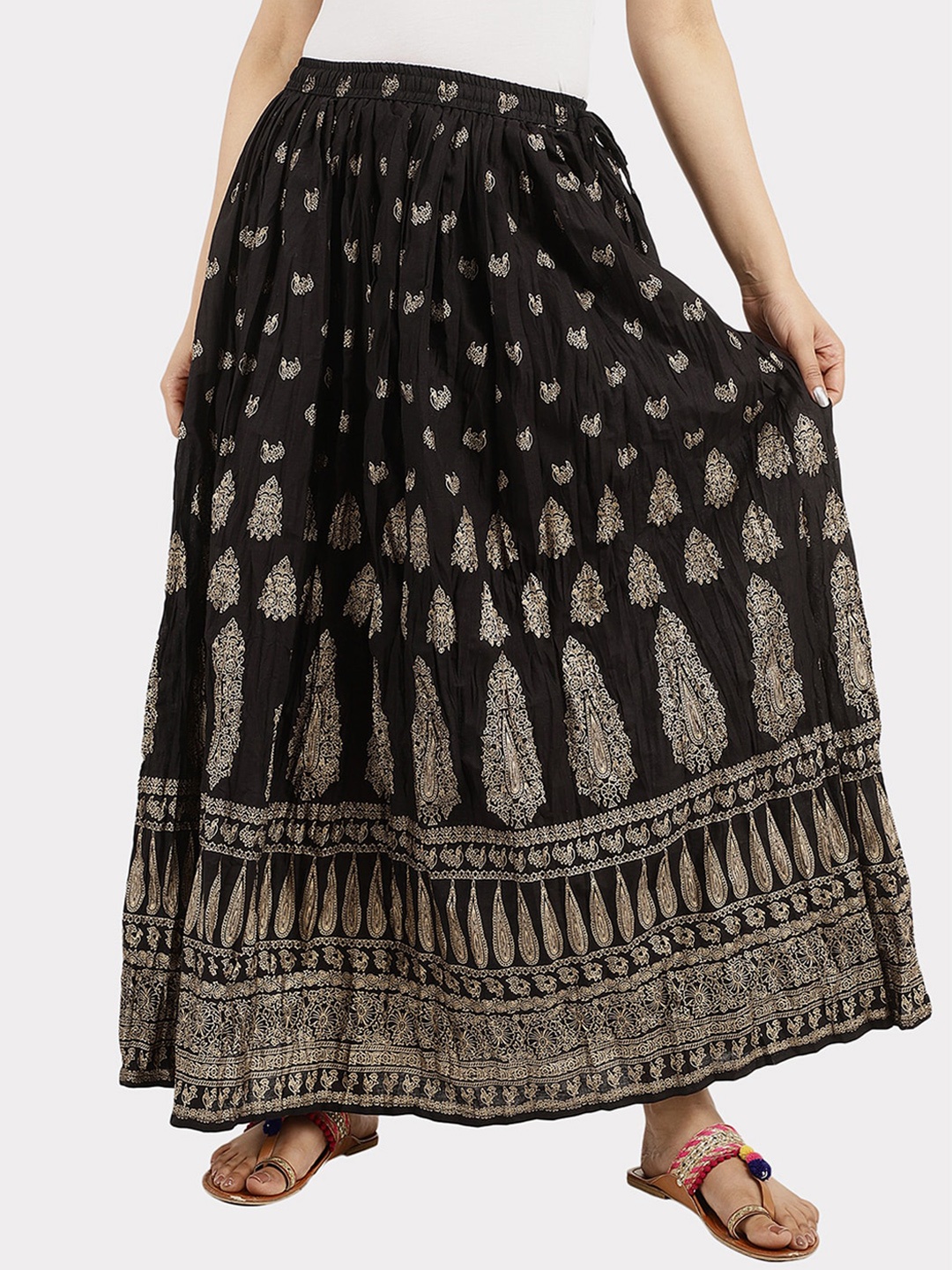 

V-Mart Ethnic Motifs Printed Maxi Flared Skirts, Black