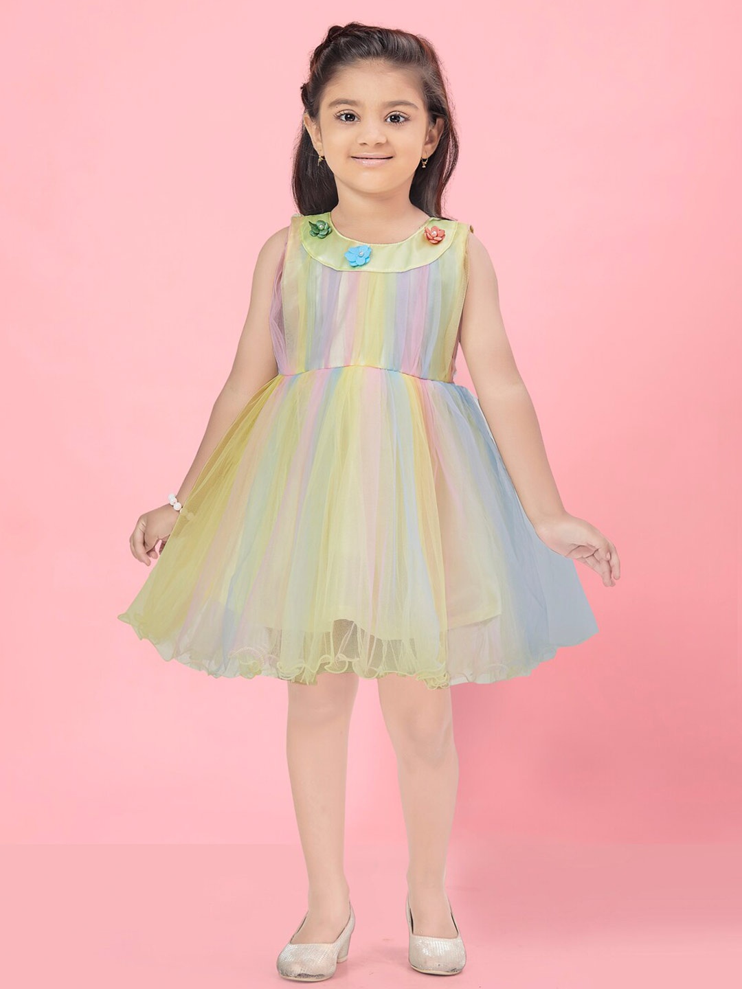 

Aarika Girls Round Neck Applique Fit & Flare Dress, Lime green
