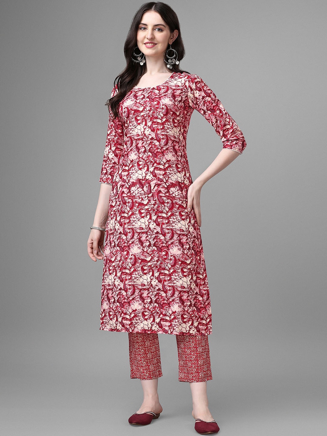 

GORGONE Paisley Printed Regular Kurta with Trousers Set, Red