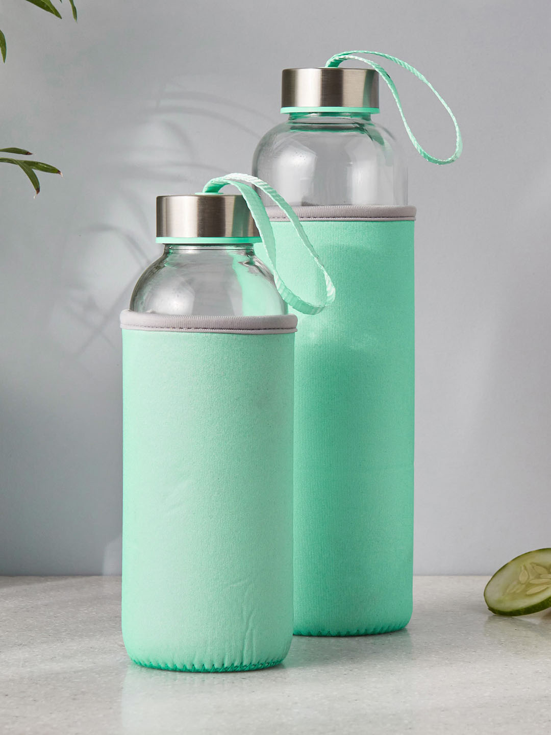 

Home Centre Pacific Favola Teal & Silver Toned Food Grade Water Bottle With Pouch 400 ml