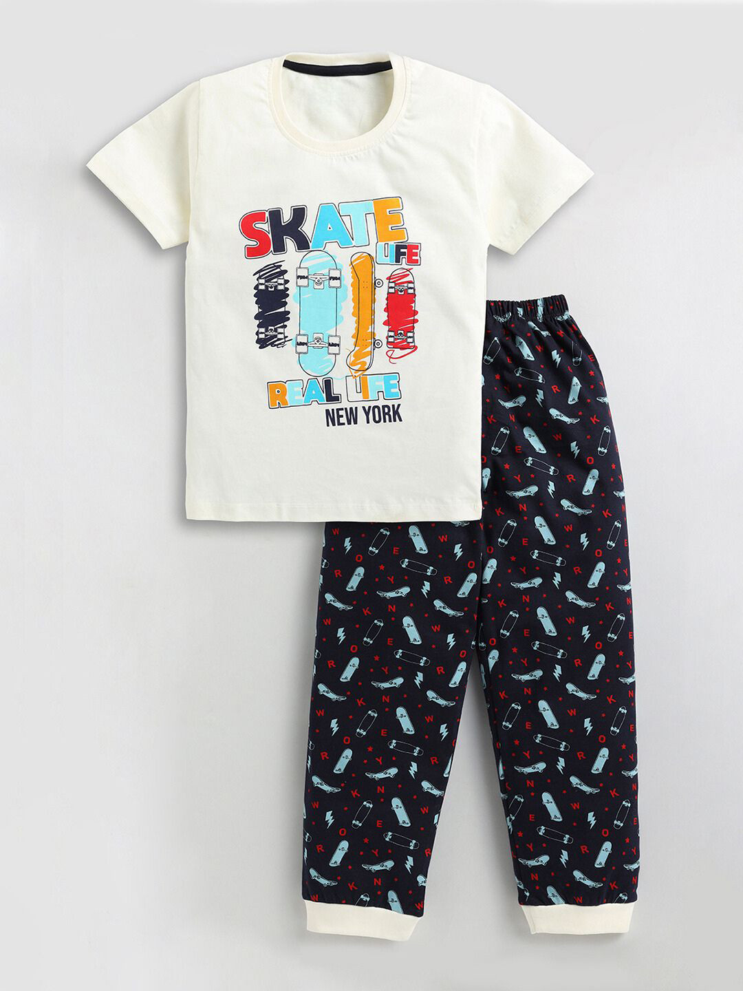 

YK Boys Printed Pure Cotton T-shirt With Trousers, Yellow