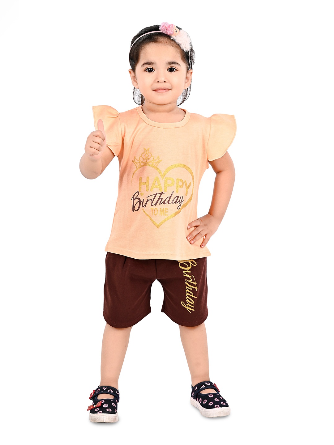 

BAESD Girls Typography Printed Flutter Sleeves Pure Cotton T-Shirt With Shorts, Peach
