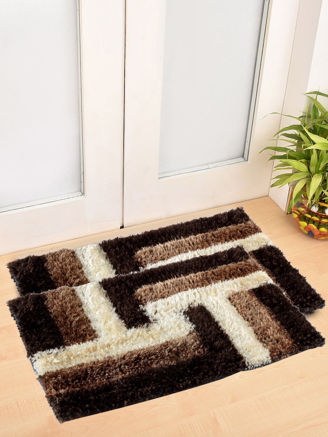 

FABINALIV Brown & Black 2 Pieces Geometric Patterned Anti-Skid Doormats