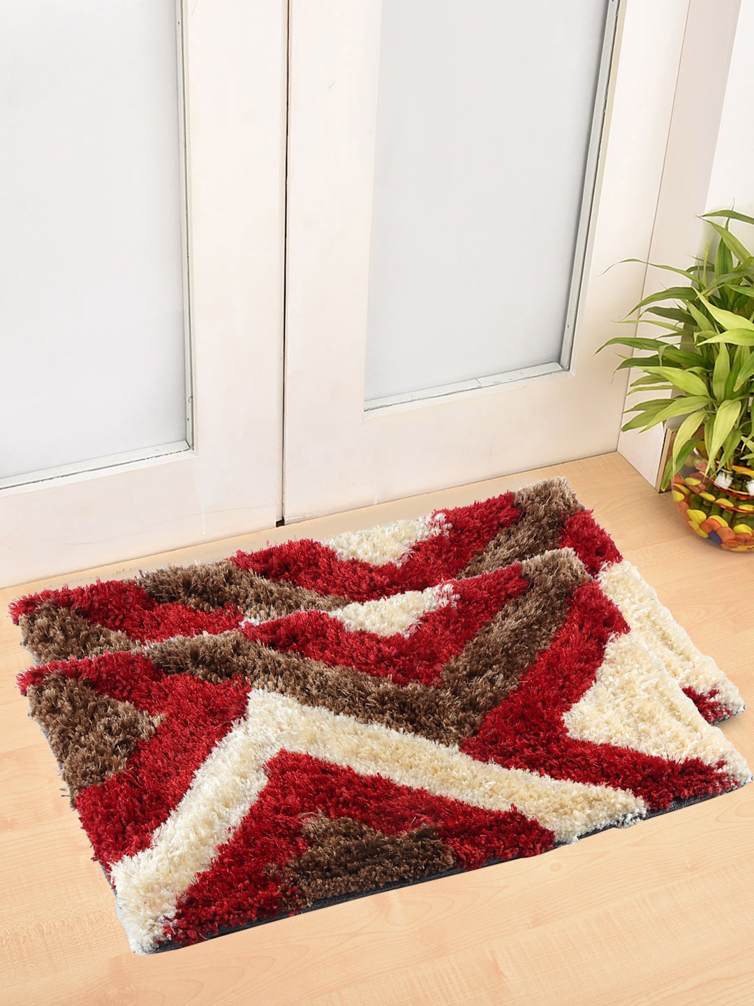 

FABINALIV 2-Pcs Red & Beige Geometric Anti-Skid Doormats