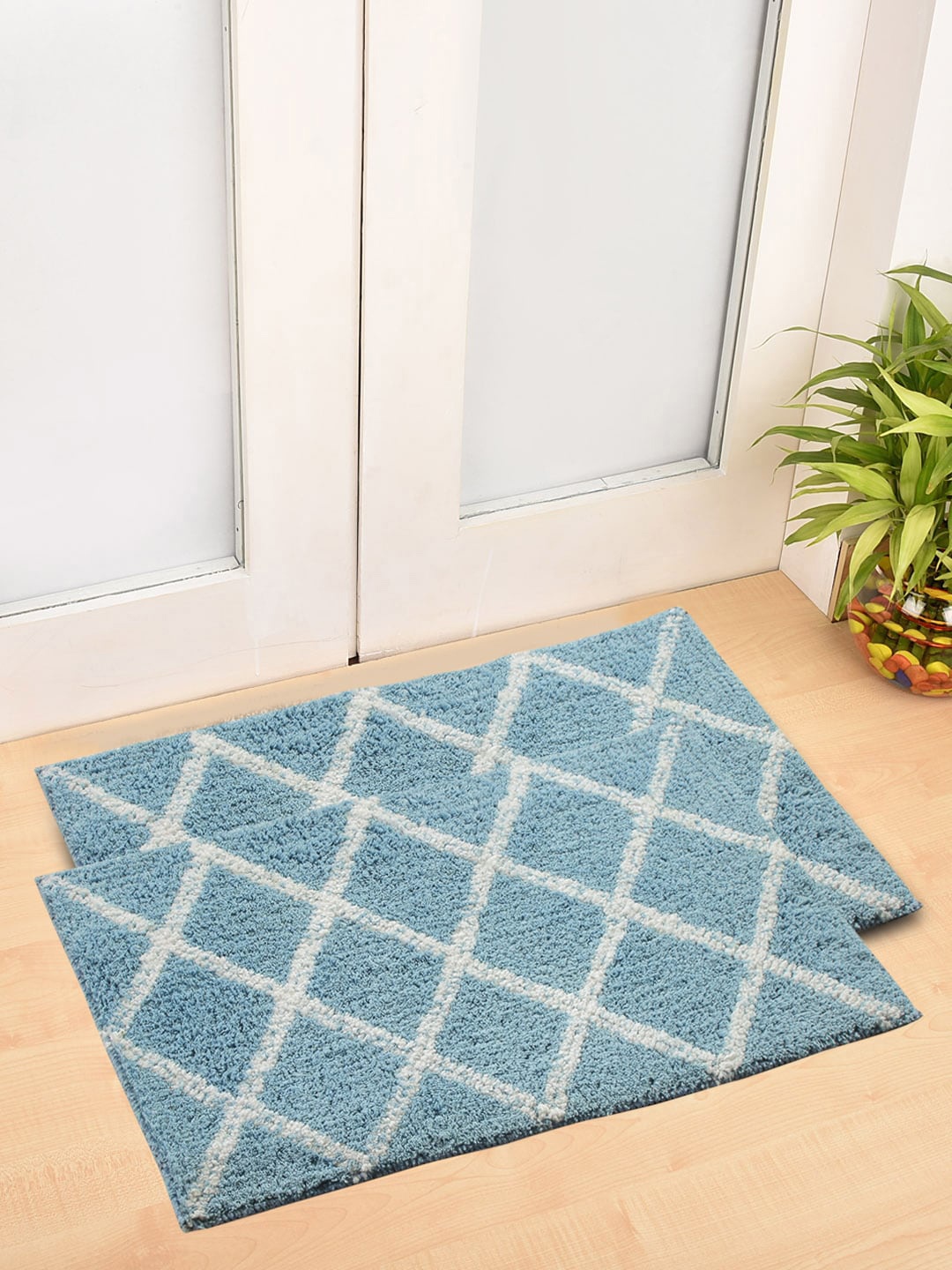 

FABINALIV 2-Pcs Blue Geometric Anti-Skid Doormats
