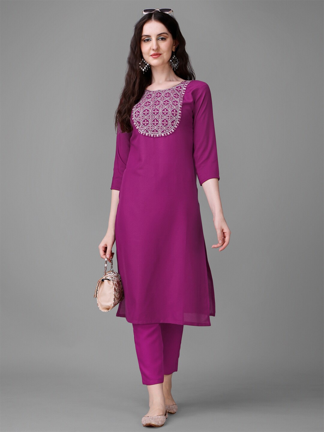 

Femvy Ethnic Motifs Yoke Design Thread Work Straight Kurta, Burgundy