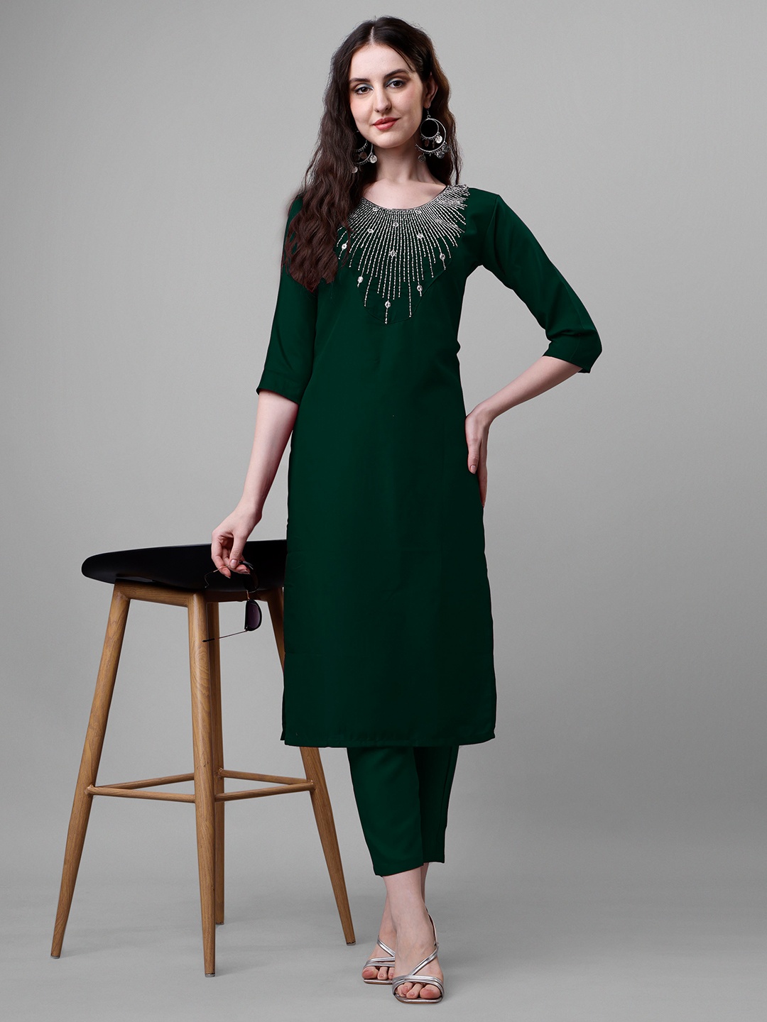 

Femvy Ethnic Motifs Yoke Design Sequined Thread Work Kurta, Green