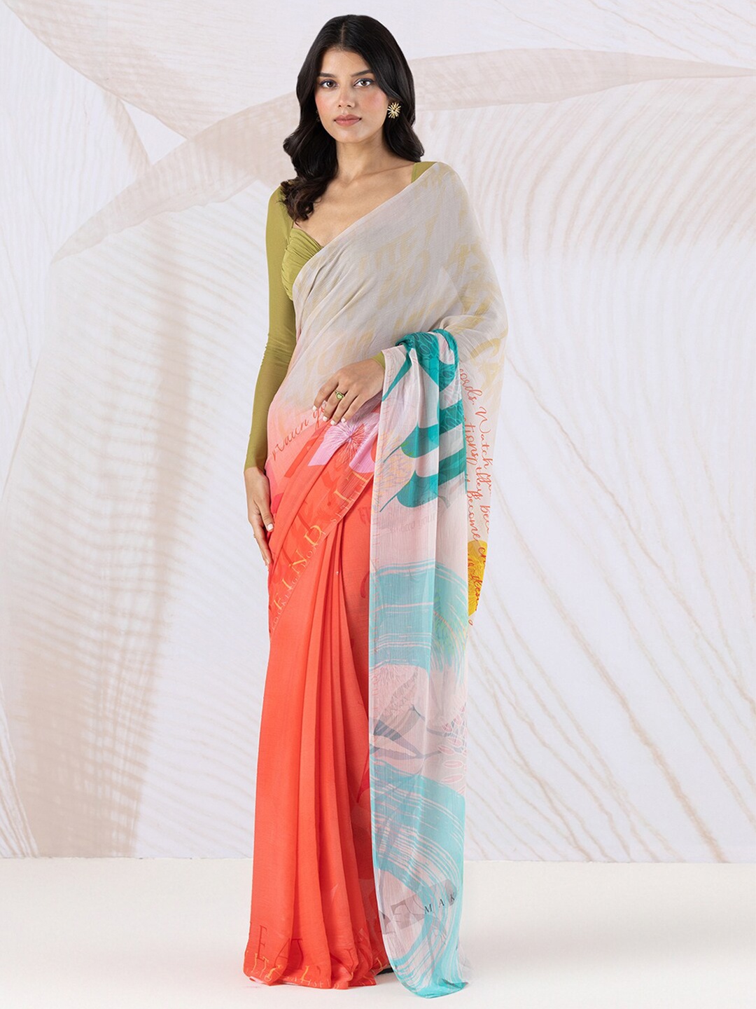 

navyasa by liva Abstract Printed Liva Saree, Red