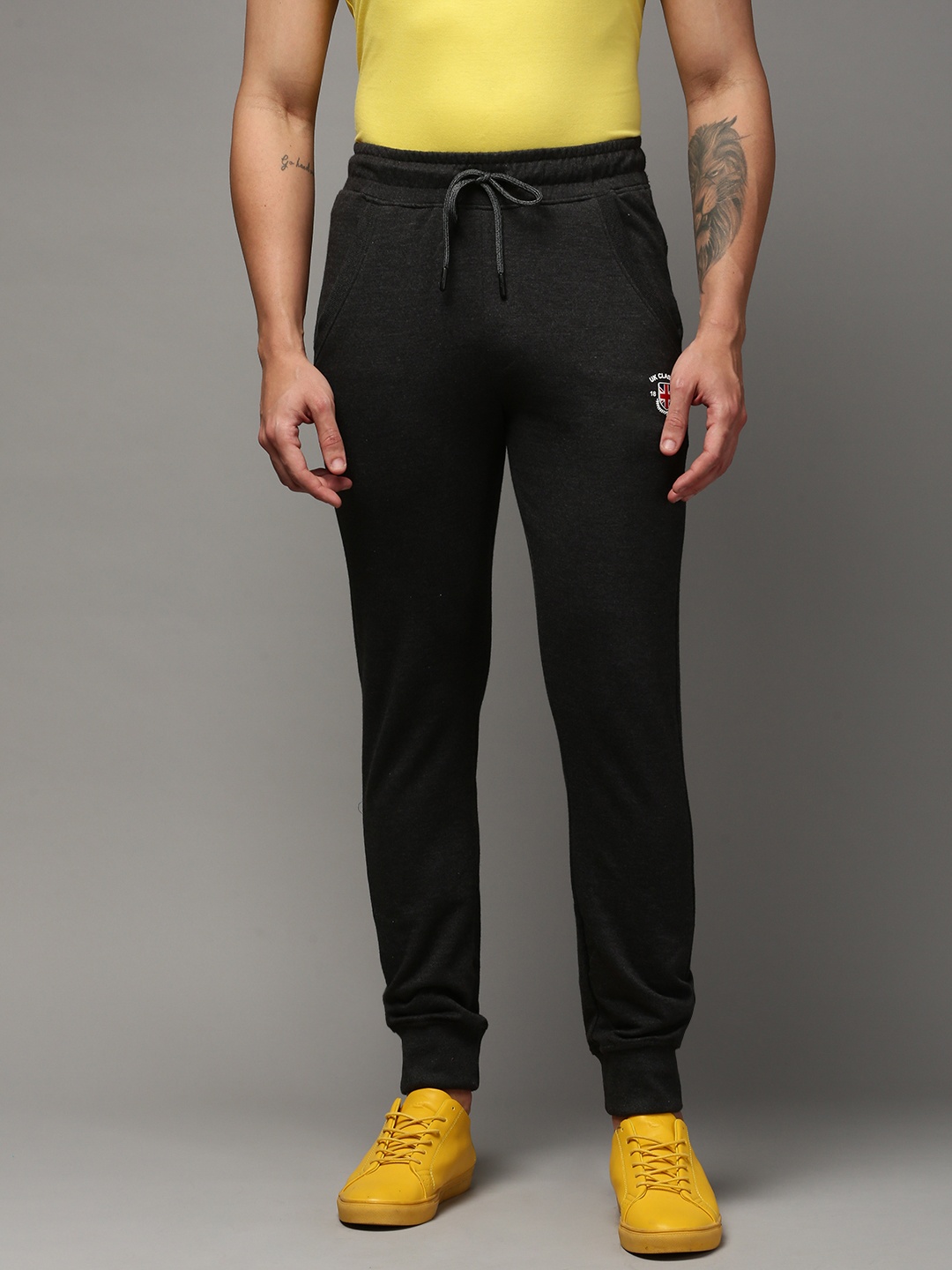 

ONN Men Mid-Rise Anti Odour Cotton Joggers, Charcoal