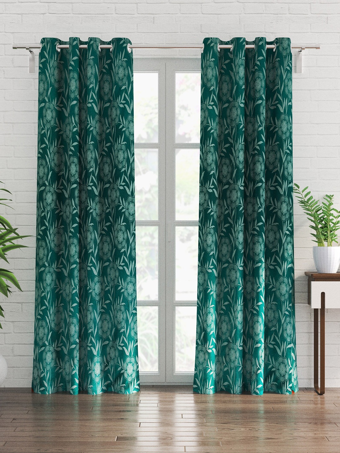 

Home Centre Griffin Green 2 Pieces Floral Black Out Jacquard Door Curtain