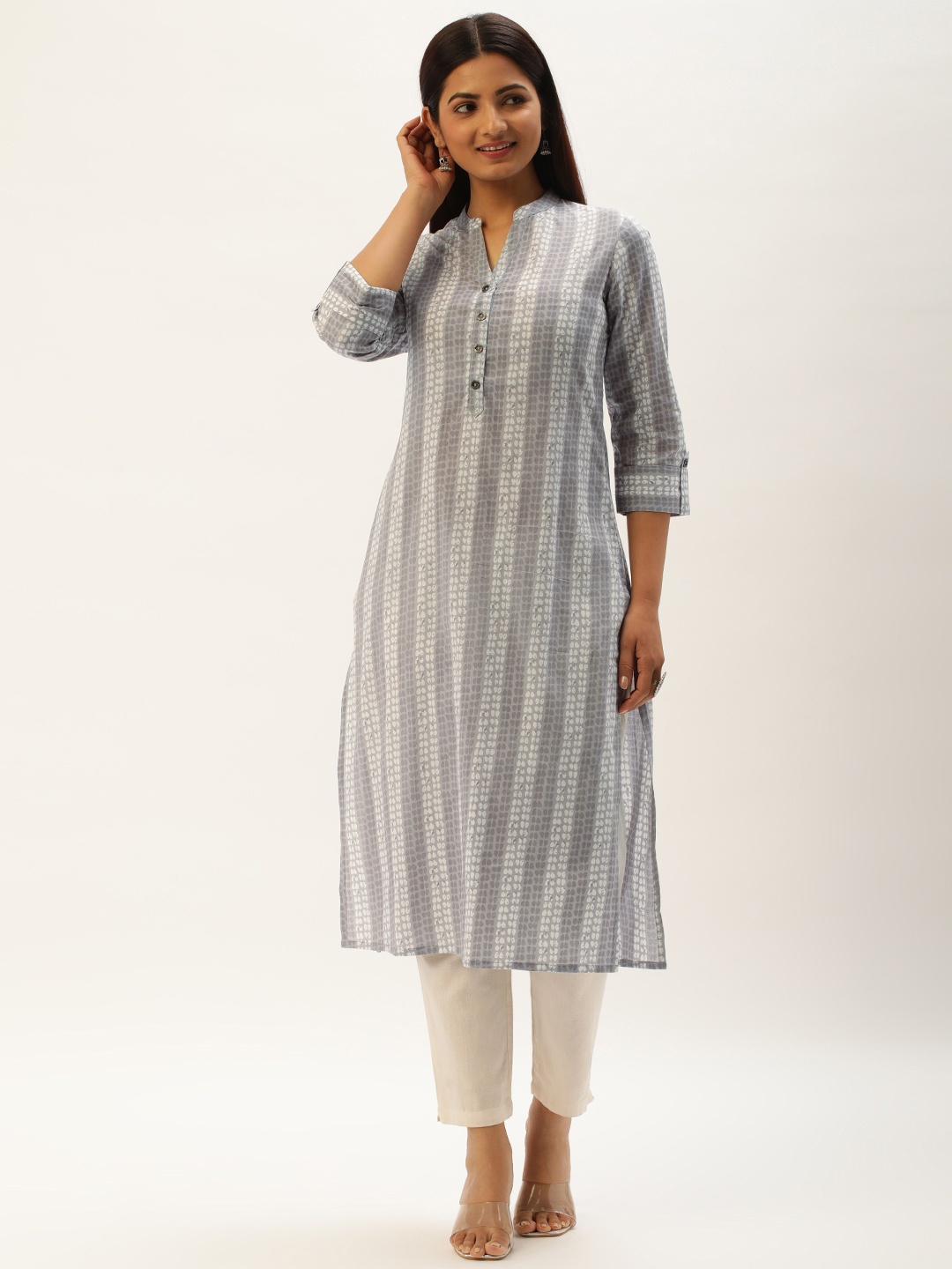

AMUKTI Women Printed Straight Kurta, Grey